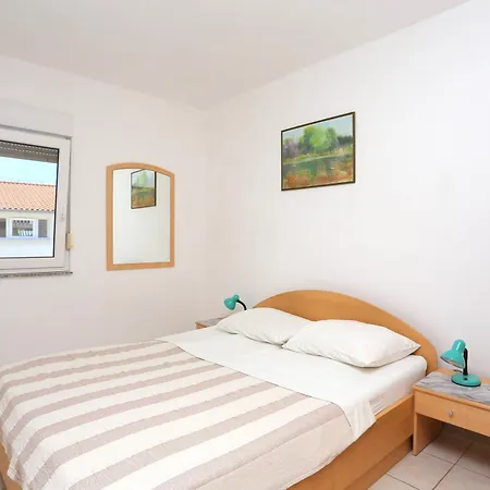 Διαμέρισμα Family Friendly With A Swimming Pool Businci, Ciovo - 11232 *