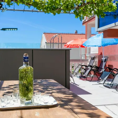 Family Friendly With A Swimming Pool Businci, Ciovo - 11232 Apartman *