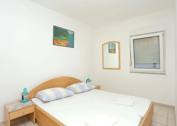 Family Friendly With A Swimming Pool Businci, Ciovo - 11232 Apartman *