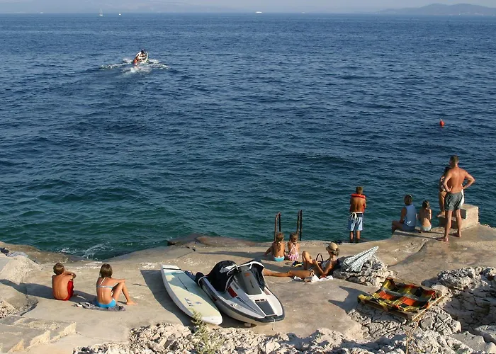 Family Friendly With A Swimming Pool Businci, Ciovo - 11232 Apartament Trogir