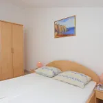 Family Friendly Apartments With A Swimming Pool Businci, Ciovo - 11232 Apartment *