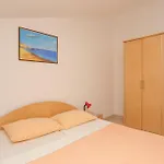 Apartment Family Friendly Apartments With A Swimming Pool Businci, Ciovo - 11232 Trogir
