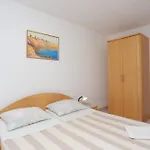 Family Friendly Apartments With A Swimming Pool Businci, Ciovo - 11232 Trogir