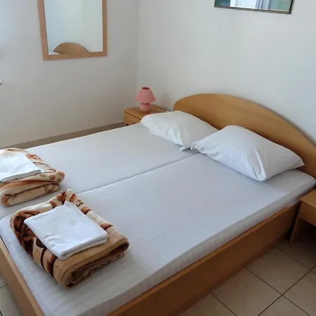 Family Friendly With A Swimming Pool Businci, Ciovo - 11232 *