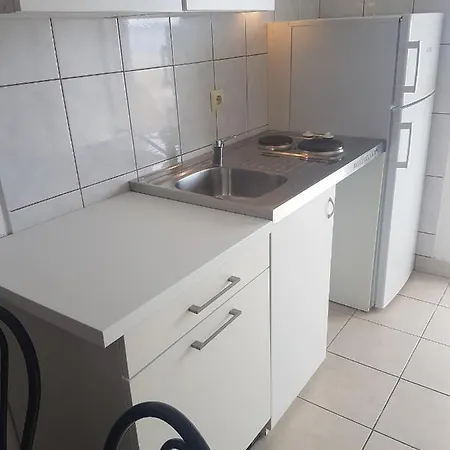 Family Friendly Apartments With A Swimming Pool Businci, Ciovo - 11232 Trogir