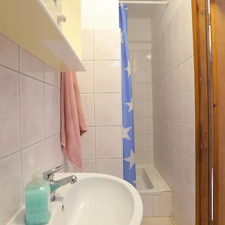 Apartamento Family Friendly With A Swimming Pool Businci, Ciovo - 11232