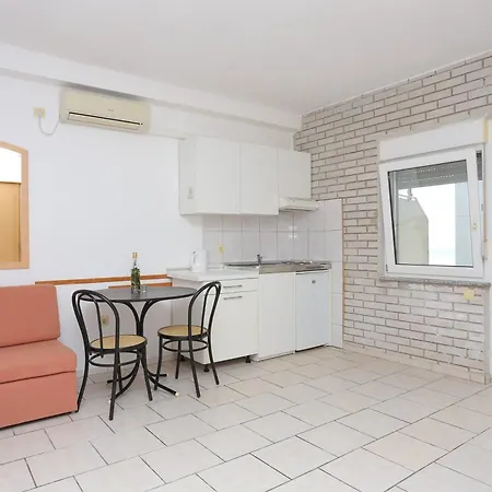 Apartmán Family-friendly With Swimming Pool Businci, Ciovo - 11232