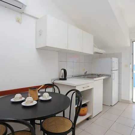 Family-friendly With Swimming Pool Businci, Ciovo - 11232 Apartmán Trogir