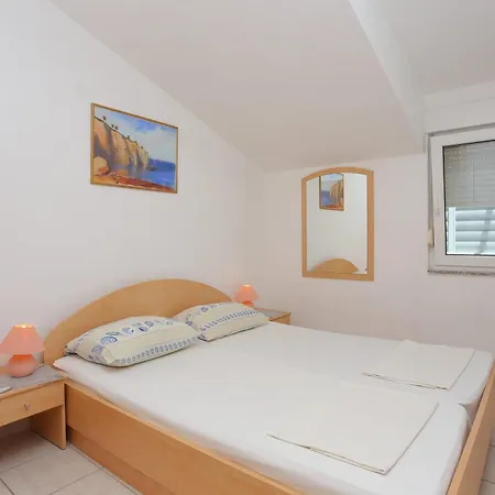 Appartamento Family Friendly With A Swimming Pool Businci, Ciovo - 11232 Traù