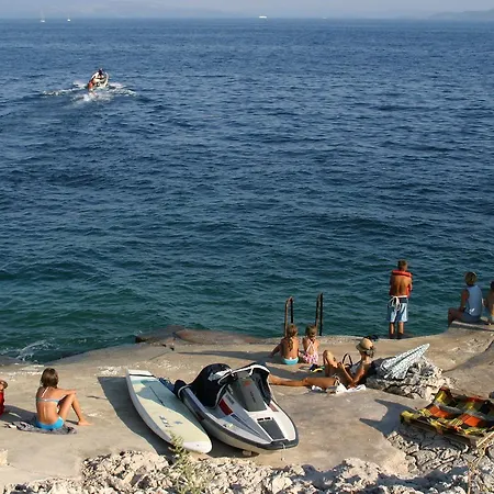 Family Friendly With A Swimming Pool Businci, Ciovo - 11232 Lejlighed Trogir