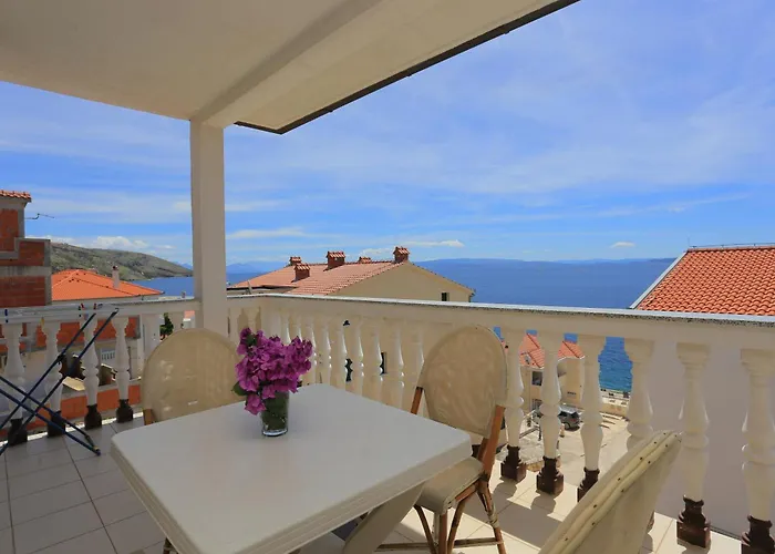 Family Friendly Apartments With A Swimming Pool Businci, Ciovo - 11232 Apartment Trogir