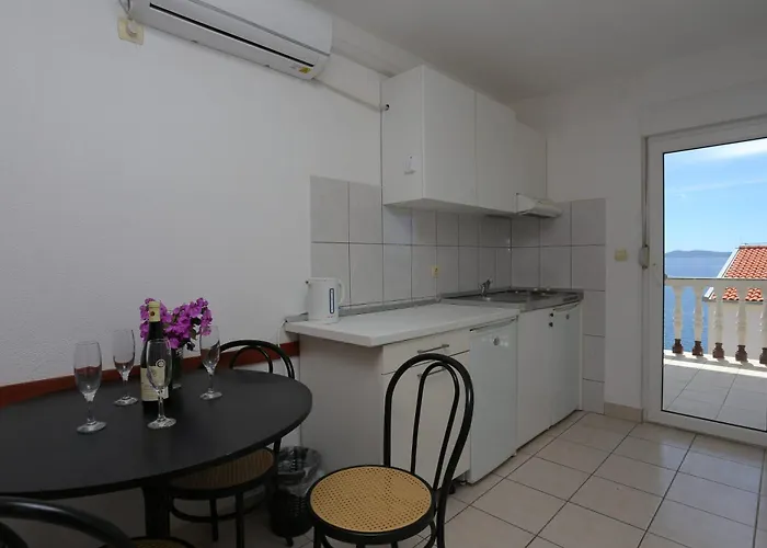 Appartement Family Friendly With A Swimming Pool Businci, Ciovo - 11232 Trogir