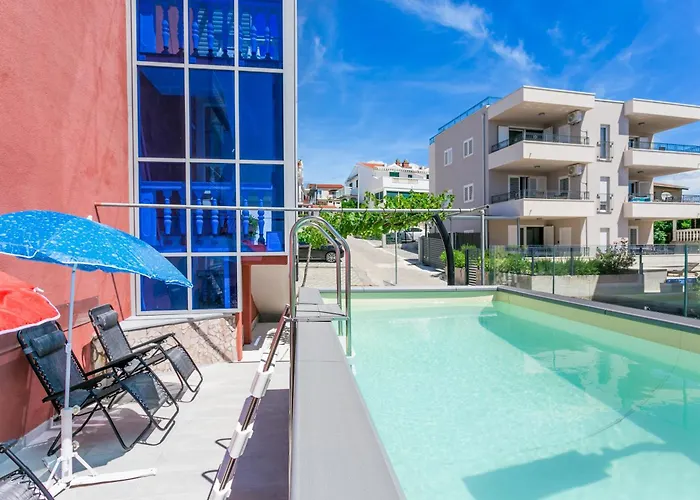 Family Friendly Apartments With A Swimming Pool Businci, Ciovo - 11232 Trogir