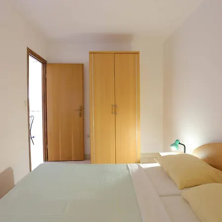 Family Friendly Apartments With A Swimming Pool Businci, Ciovo - 11232 *