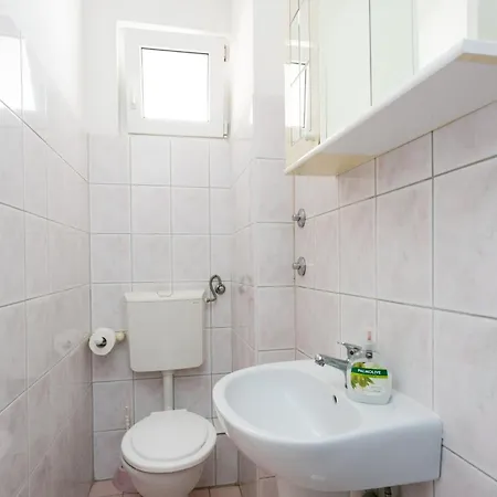 Family Friendly Apartments With A Swimming Pool Businci, Ciovo - 11232