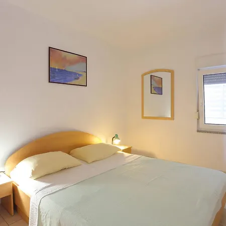Family Friendly Apartments With A Swimming Pool Businci, Ciovo - 11232